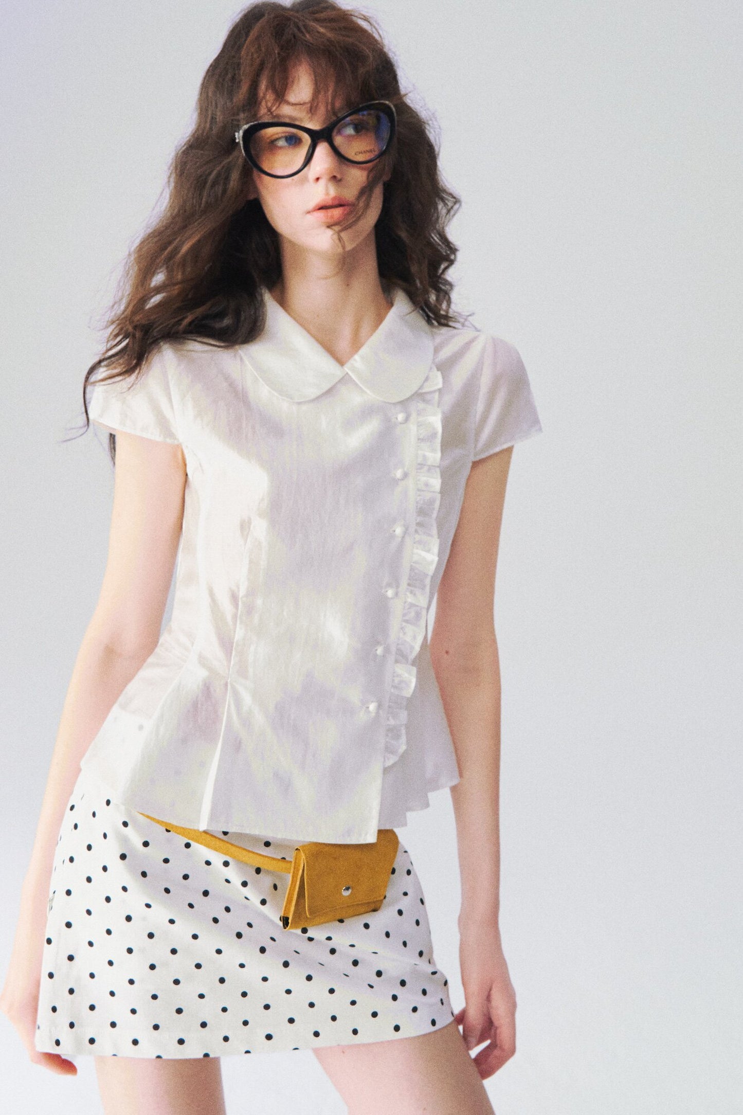 Collar Diagonal Ruffle Shirt