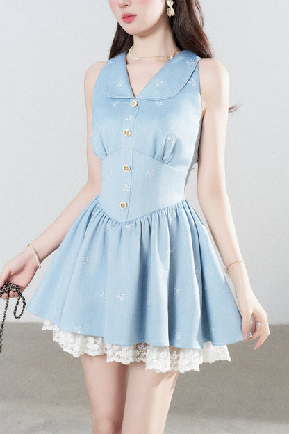 Blaues ärmelloses Kleid mit Reverskragen, Spitzeneinsatz und Rüschen