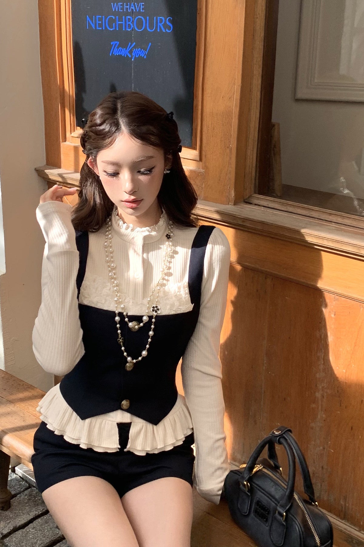 Hand-Embroidered Short Jacket Set-Up