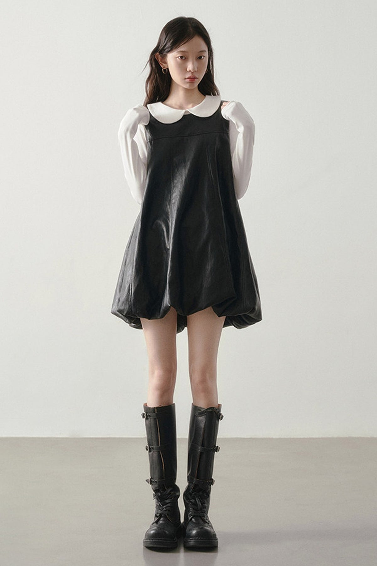 White Long-Sleeved Peter Pan Collar Top