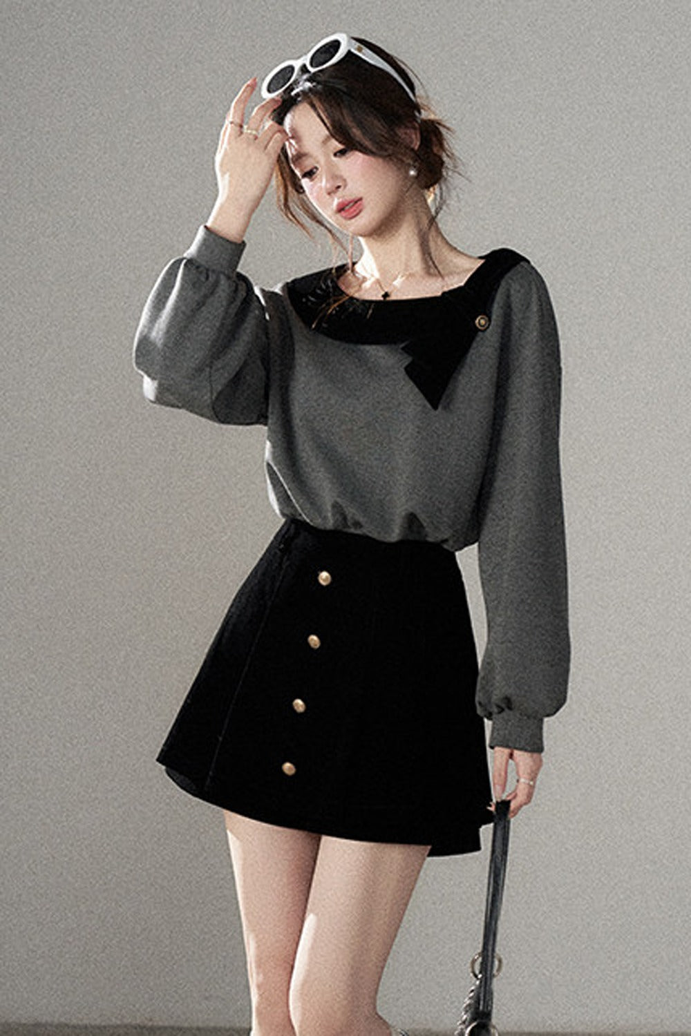 Gray Pullover Sweatshirt and Black Skirt Set-Up