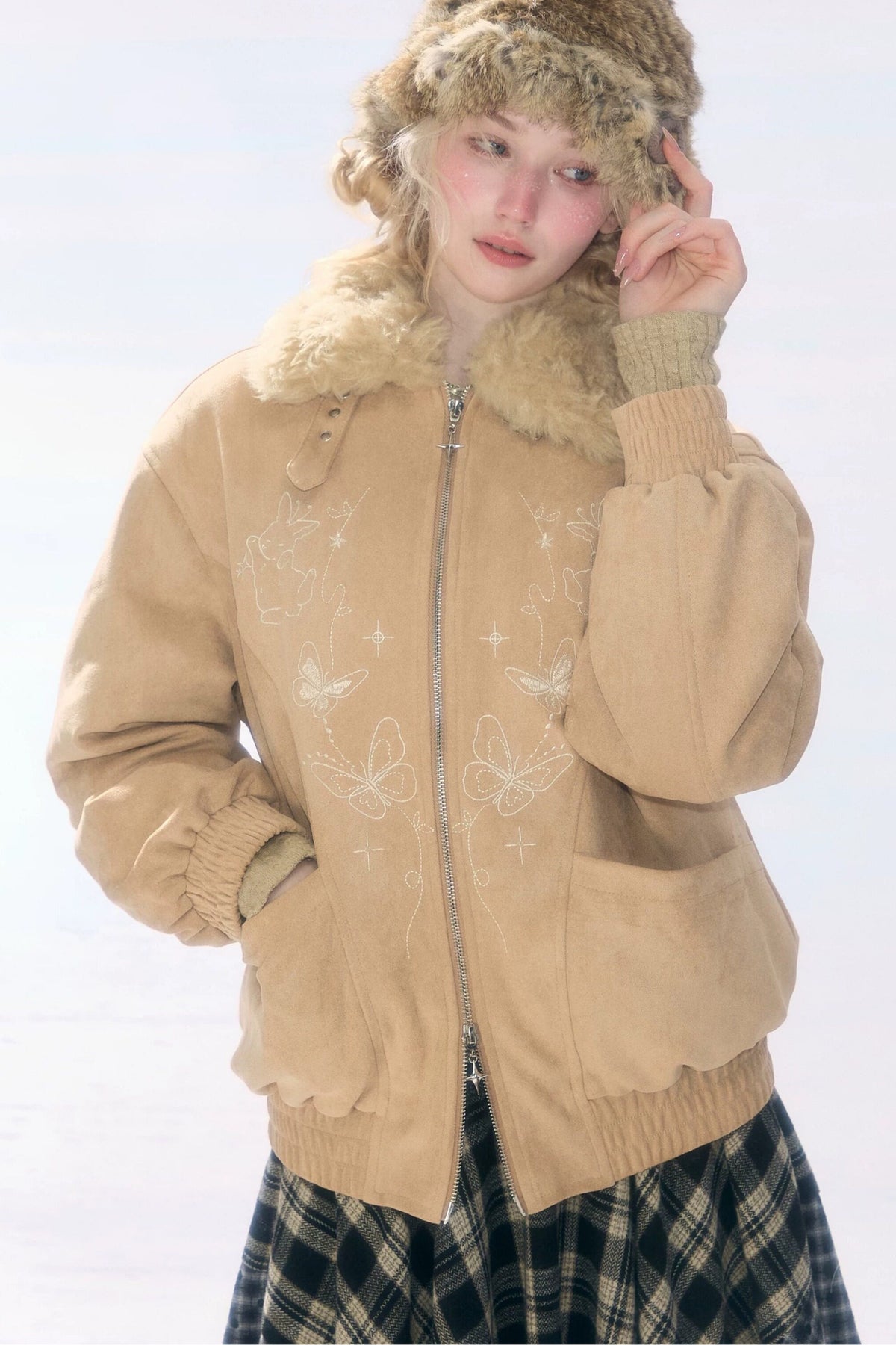 퍼 칼라 토끼 프린트 재킷