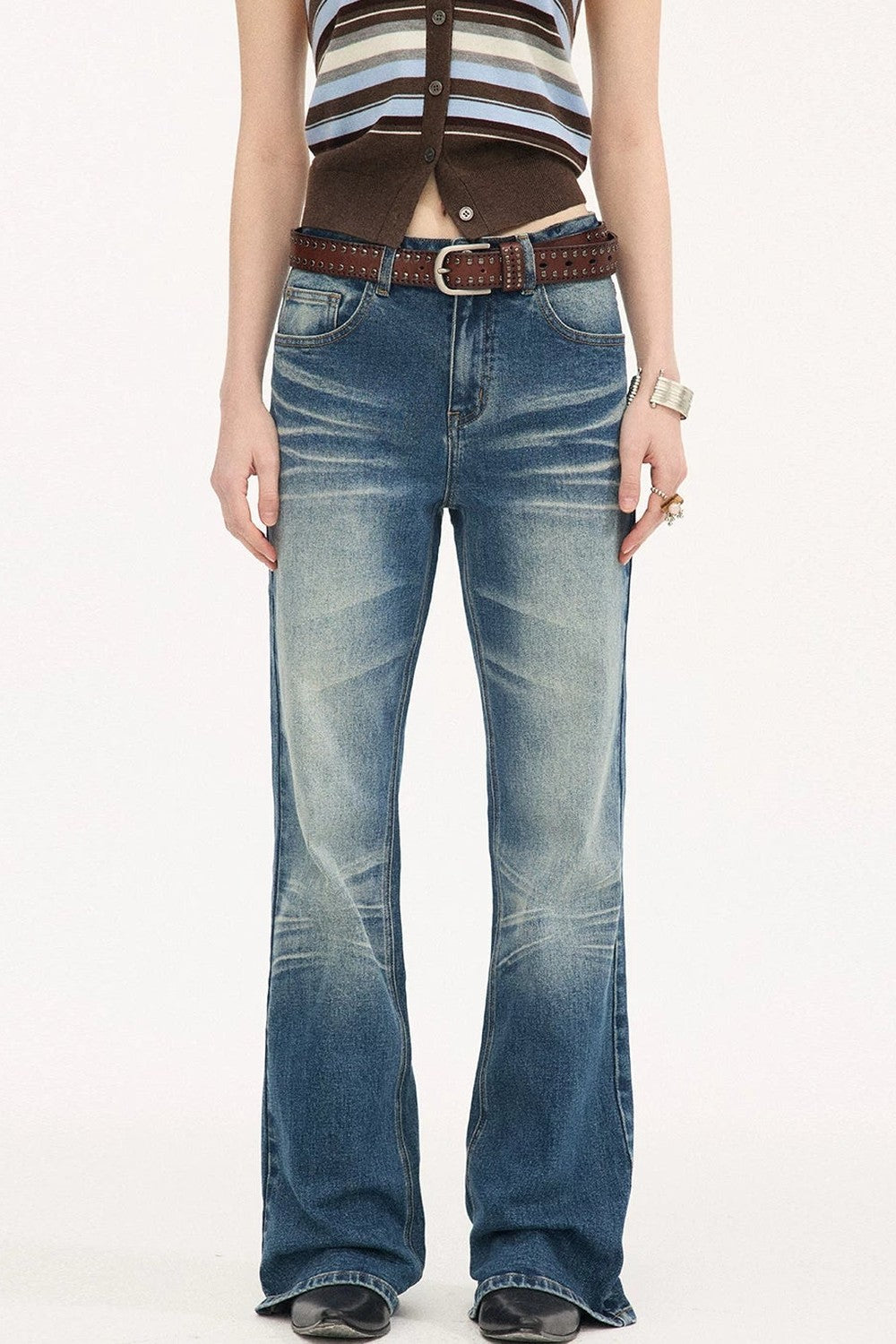 Low-Waist Wide-Leg Jeans