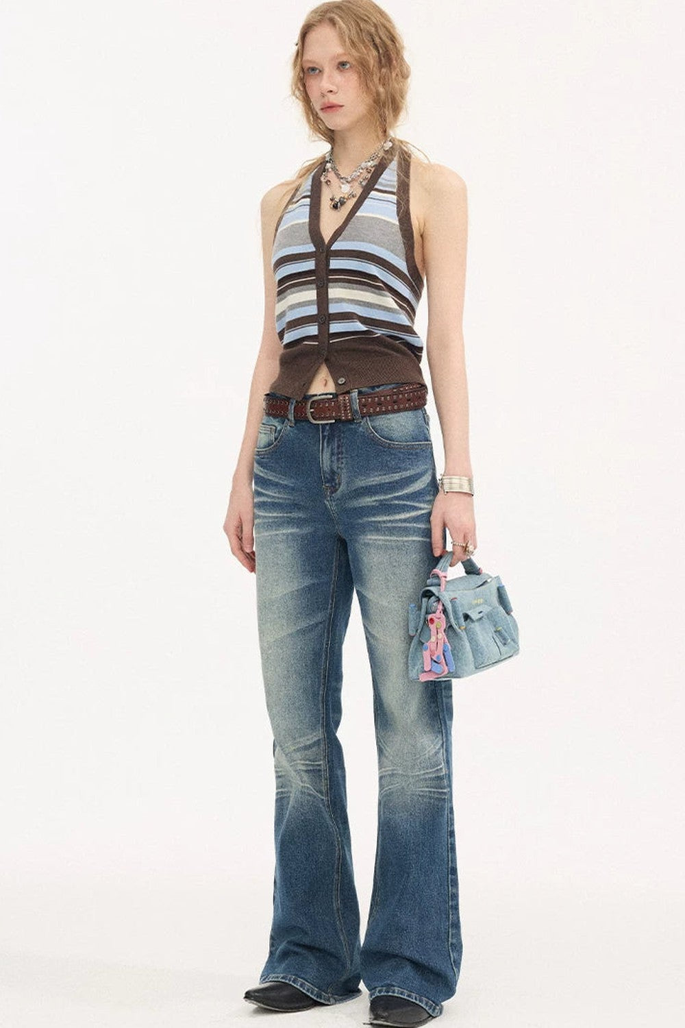 Low-Waist Wide-Leg Jeans