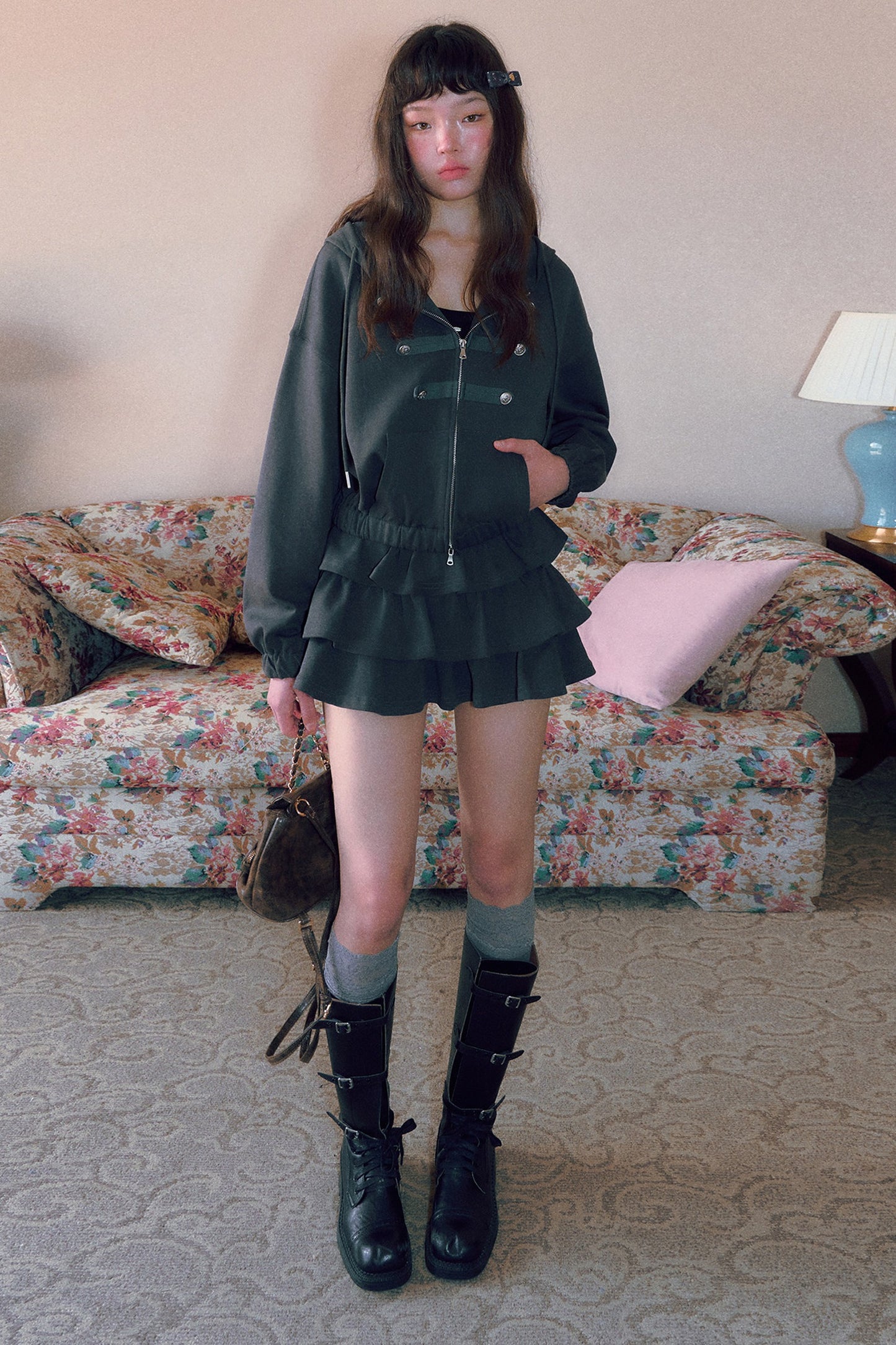 Gonna a balze con volant dallo stile femminile