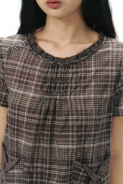 Conjunto de camisa y falda de cuadros con tapeta con volantes