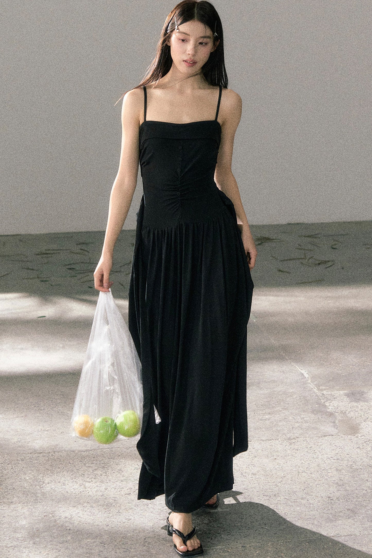 Plissiertes Trägerkleid aus Lyocell