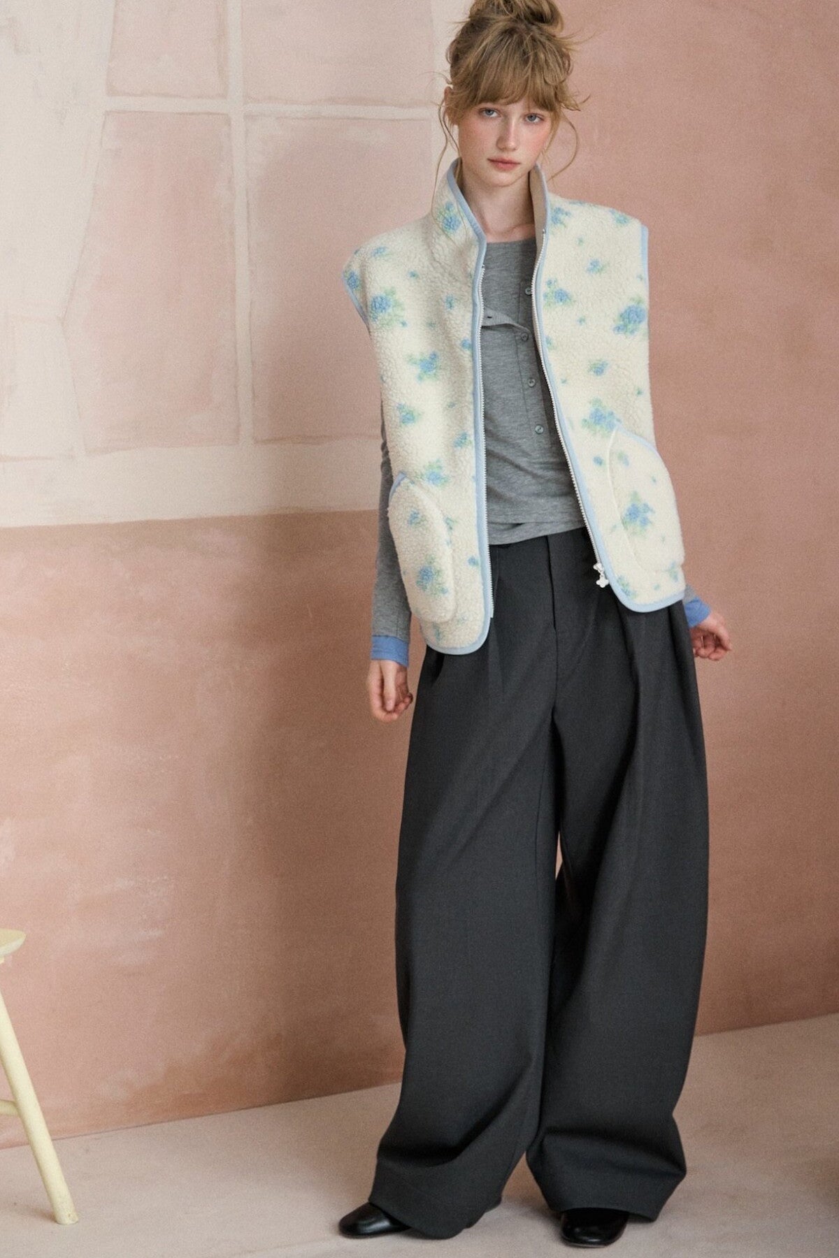 Double Pleated Curved Blade Wide Pants