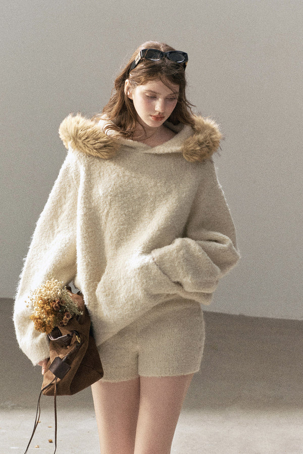 Hooded Wool Knit Top And Shorts Set-Up