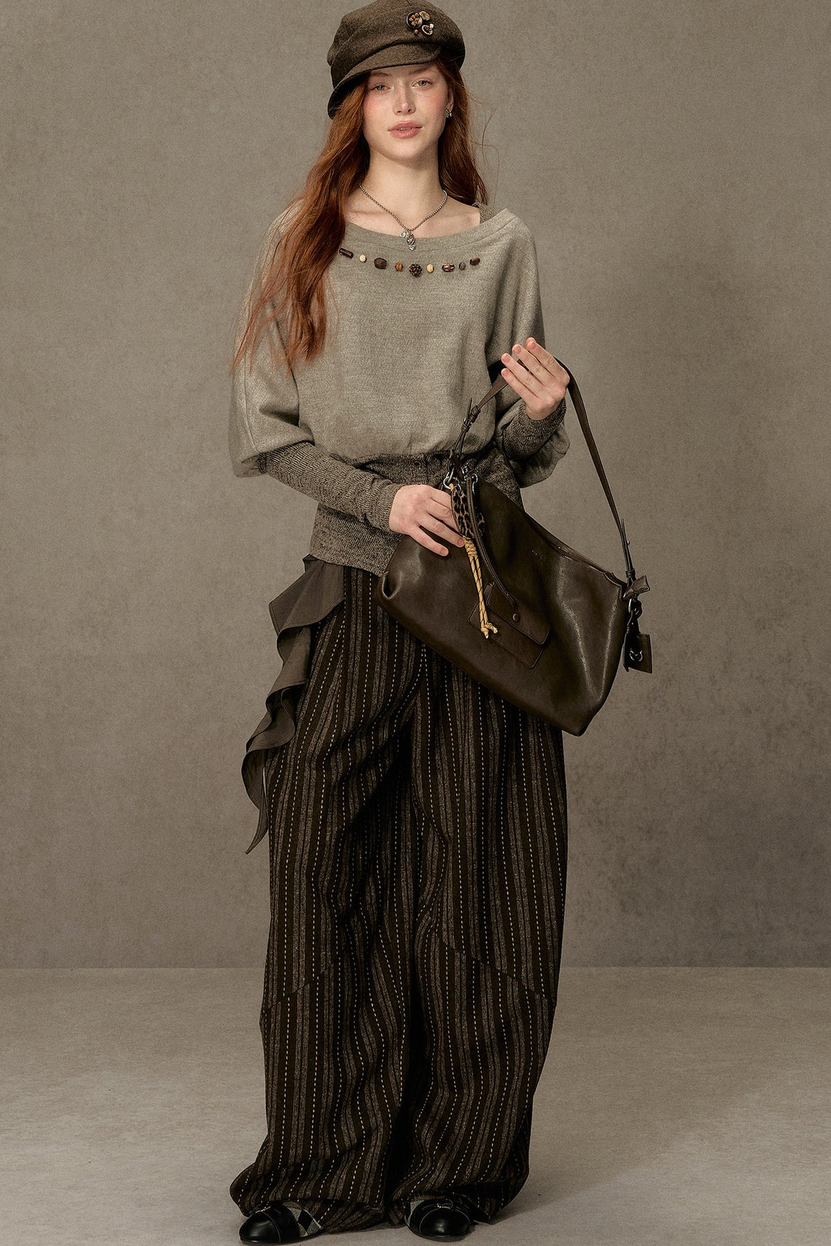 Hazelnut Lantern Pullover Sweatshirt