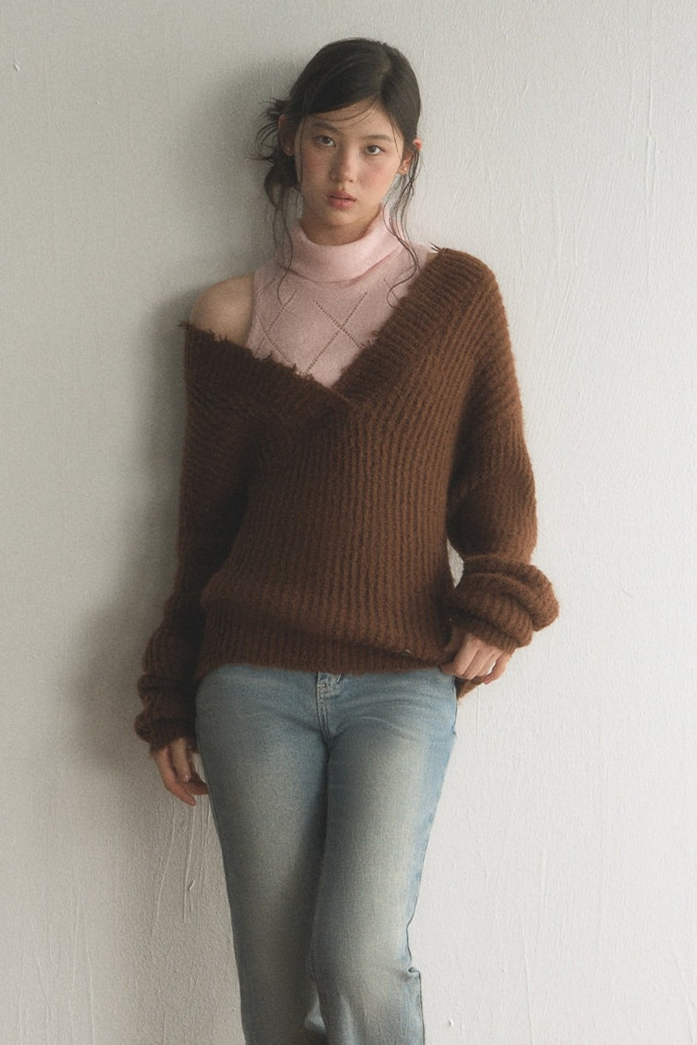 Off-Shoulder Knit Top With Vest and Pants Set-Up