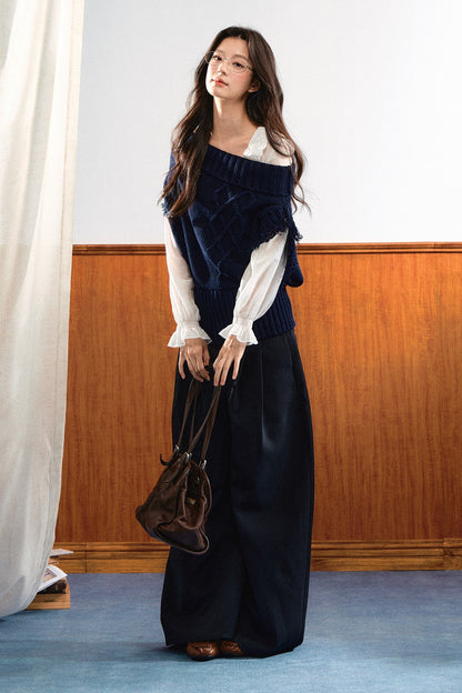 Gilet in maglia con spalla obliqua