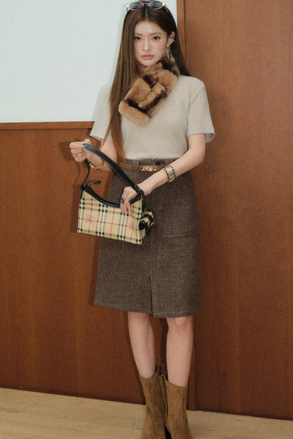 High-Waisted Wool Skirt Set-Up