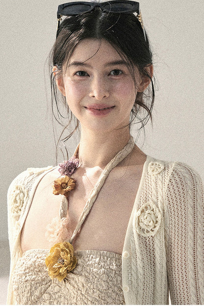 프렌치 러플 플로럴 홀터 탑