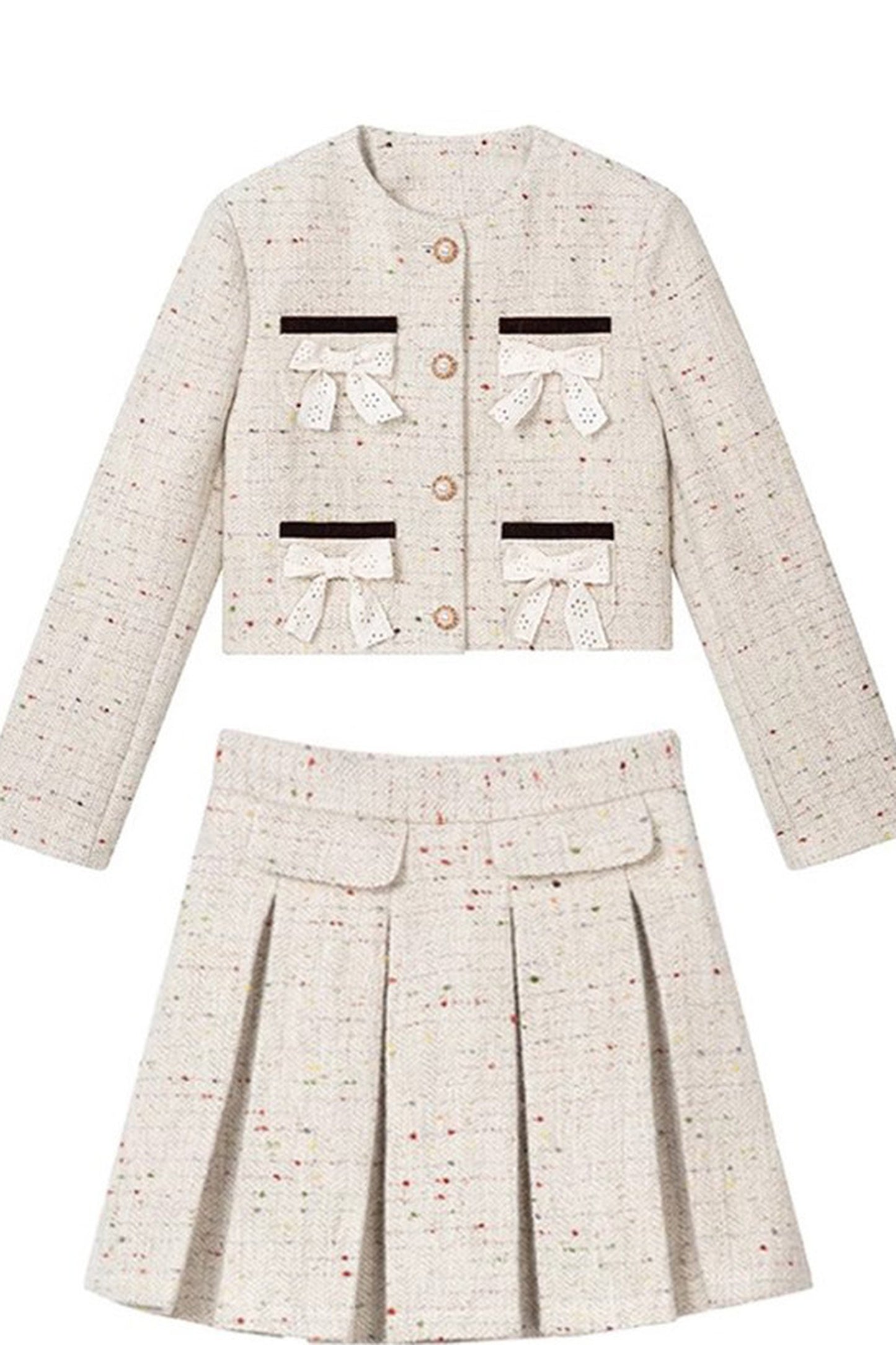 Completo con giacca in tweed di lana e gonna plissettata