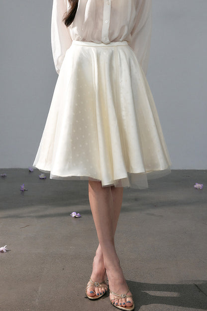 Schwingrock aus Satin mit Polka-Dots