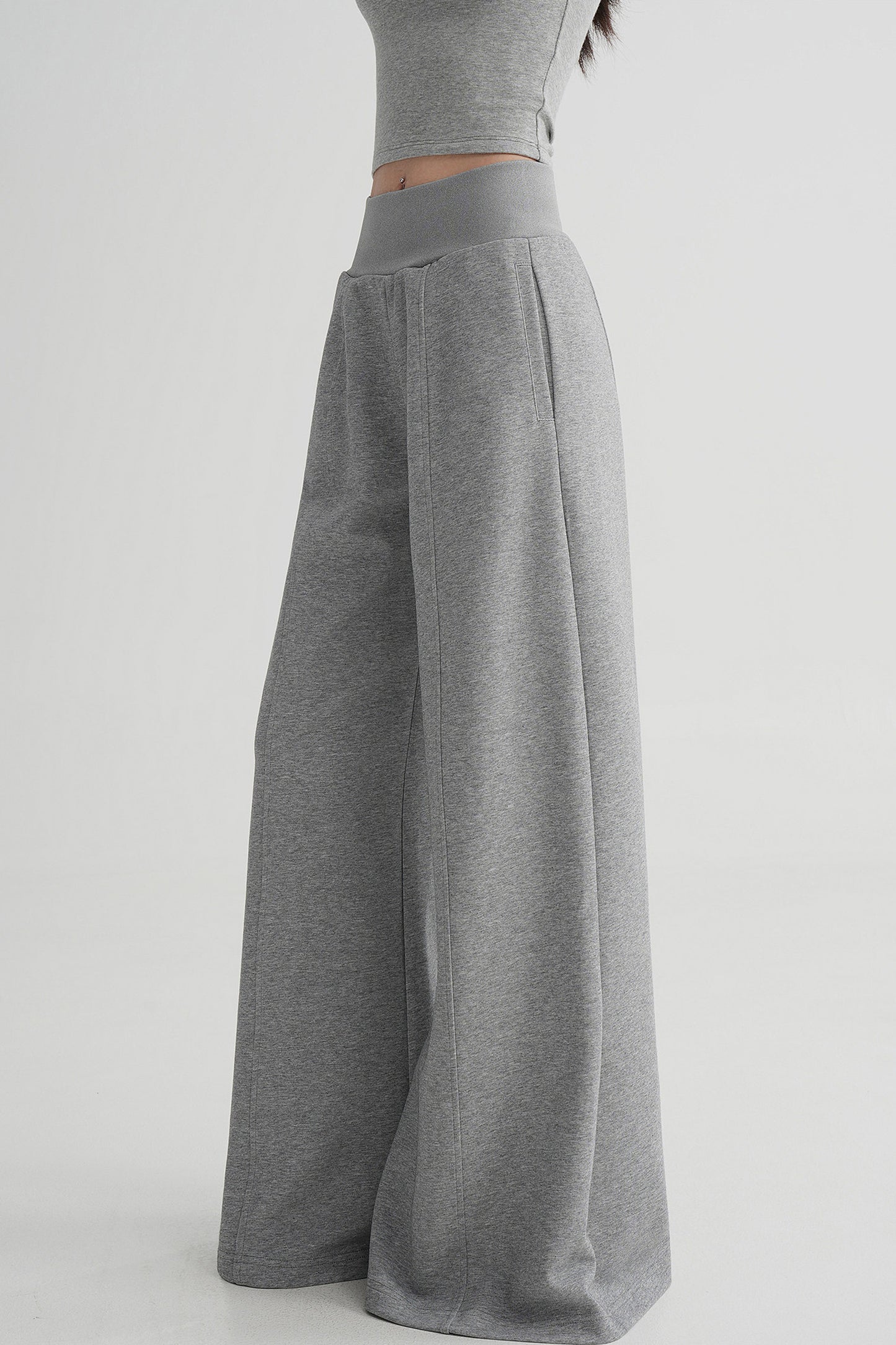 Pantaloni svasati eleganti a vita alta