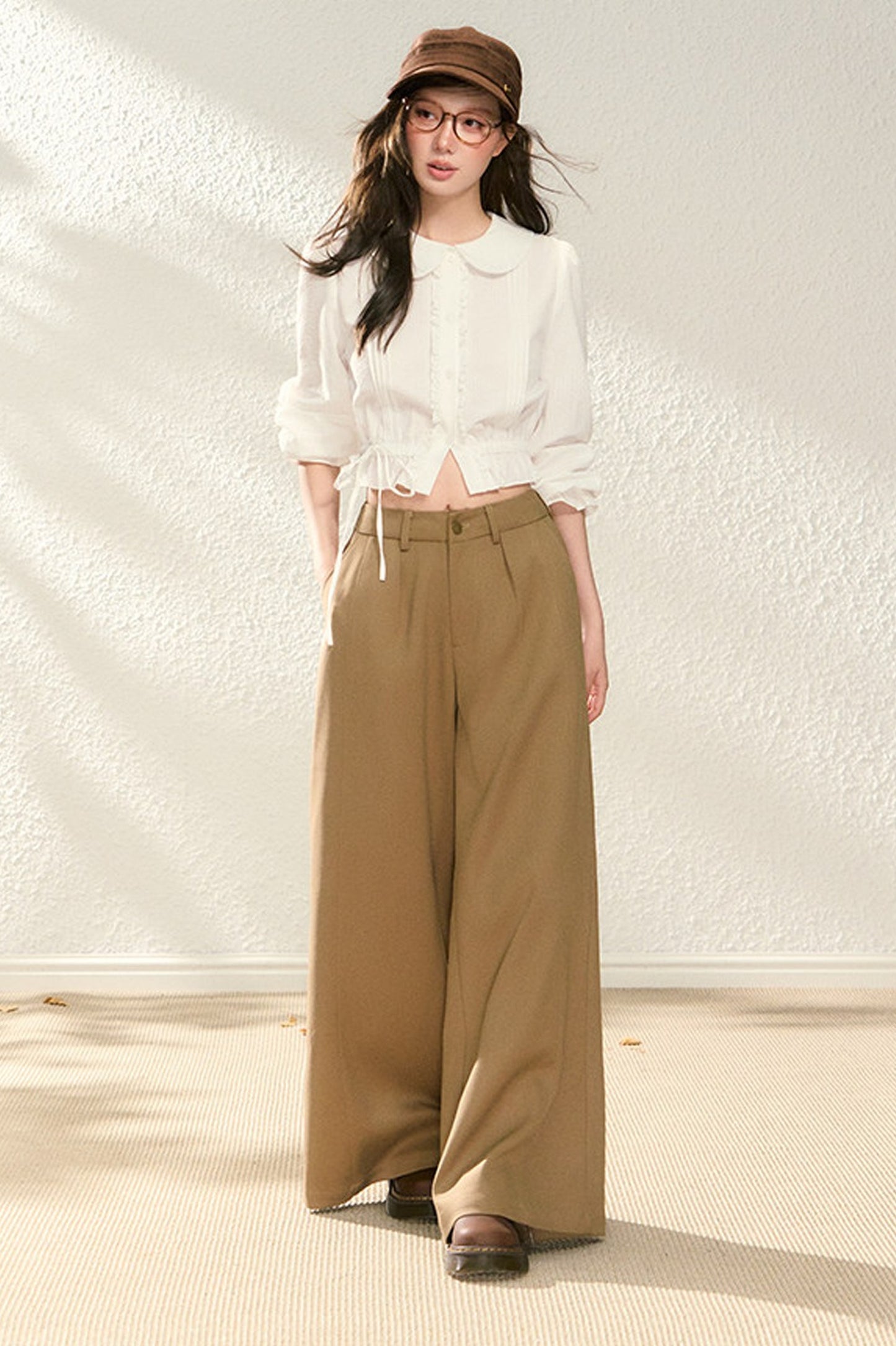 Waist-Cinching Doll Collar Blouse