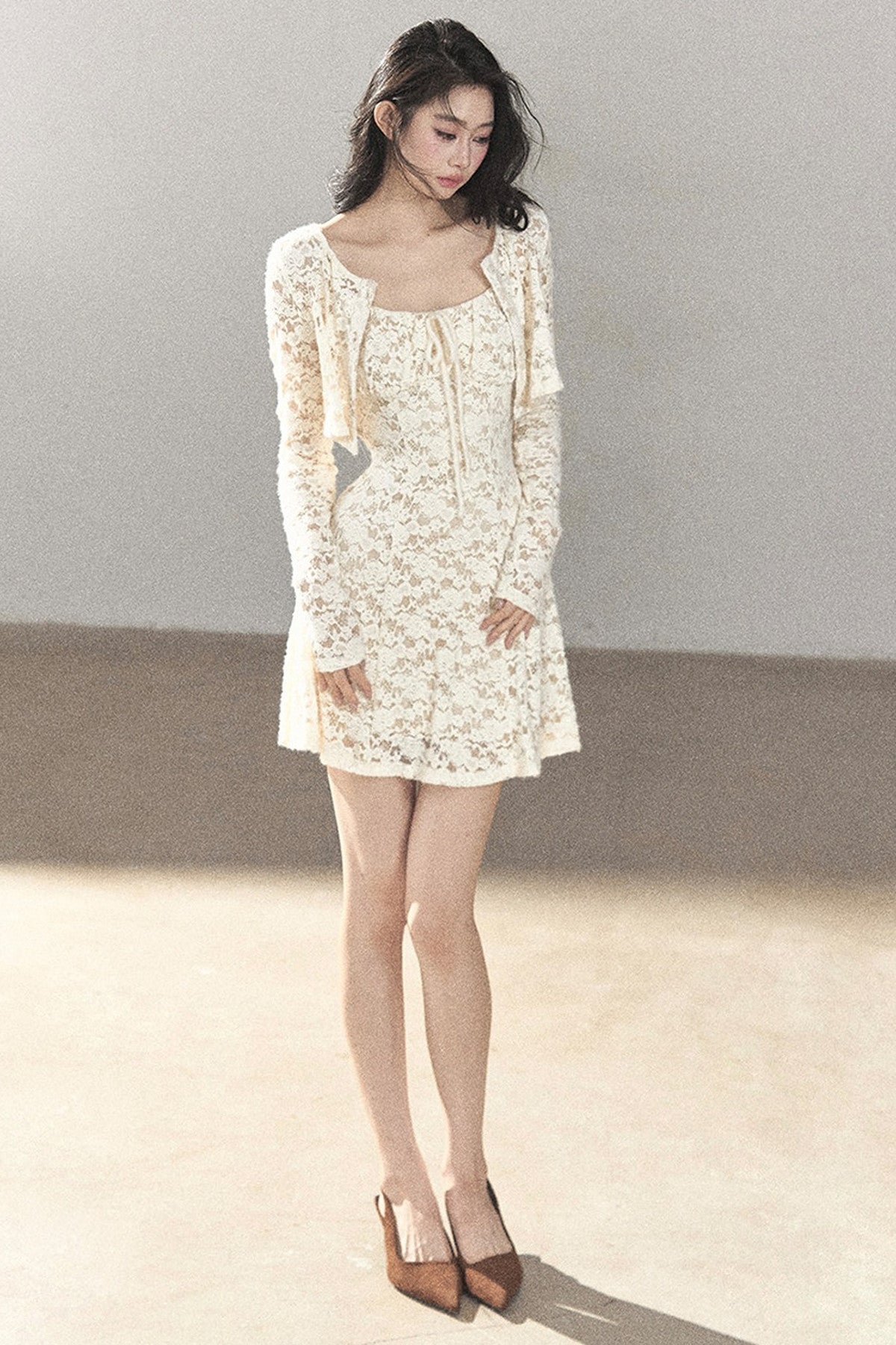 Ensemble robe bouffante ajourée en dentelle et veste