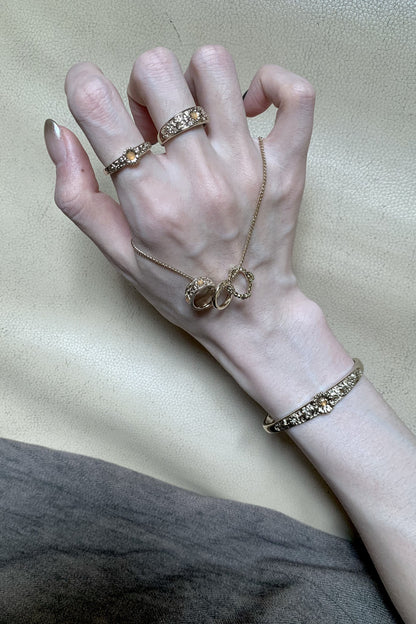 Three-Ring Daisy Long Clavicle Chain