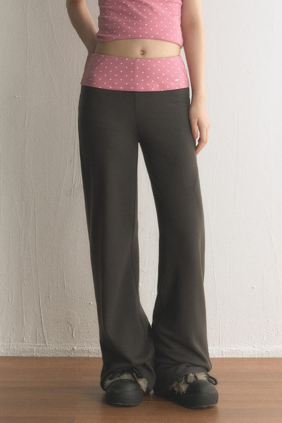 Low-Waist Polka Dot Waistband Flared Pants