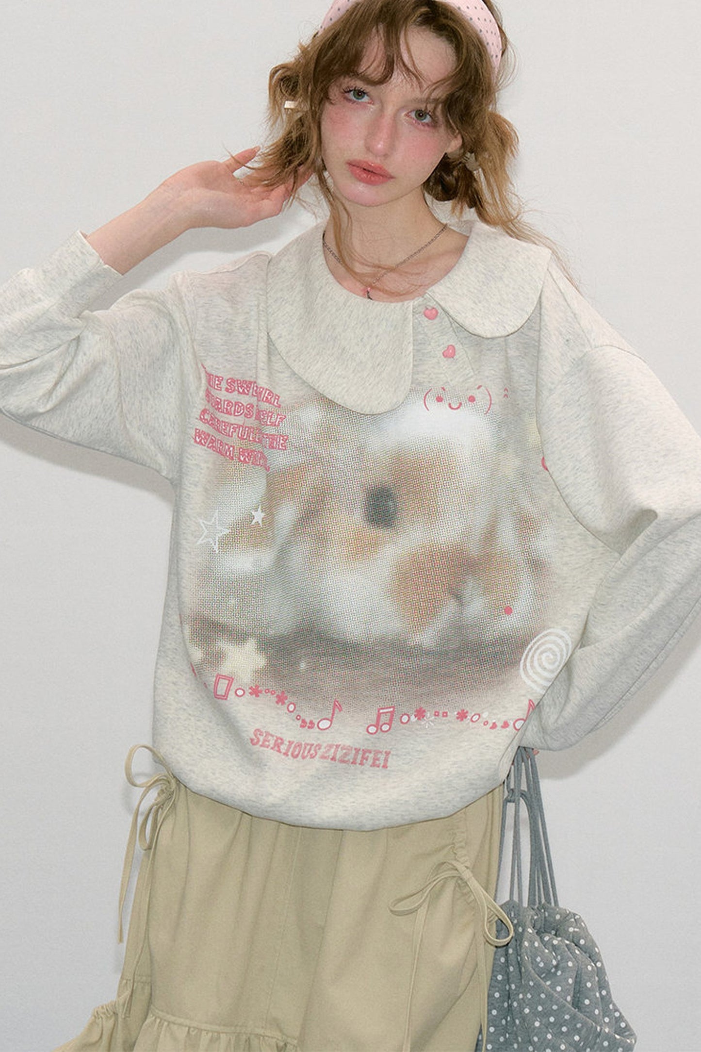 Sudadera con estampado de conejo y cuello Peter Pan