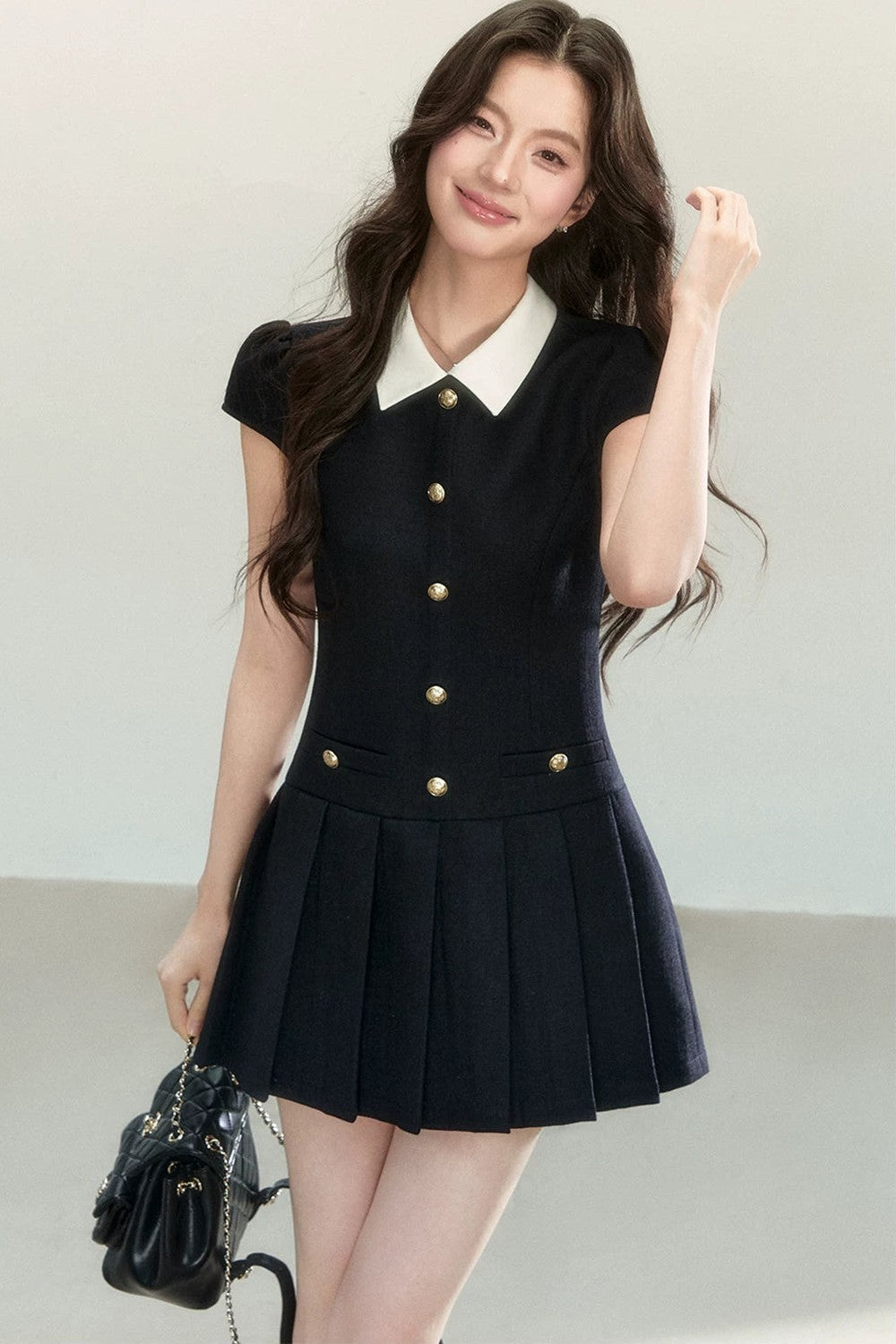 Robe Plissée Élégante Noire