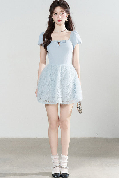 Robe élégante bleue en tulle