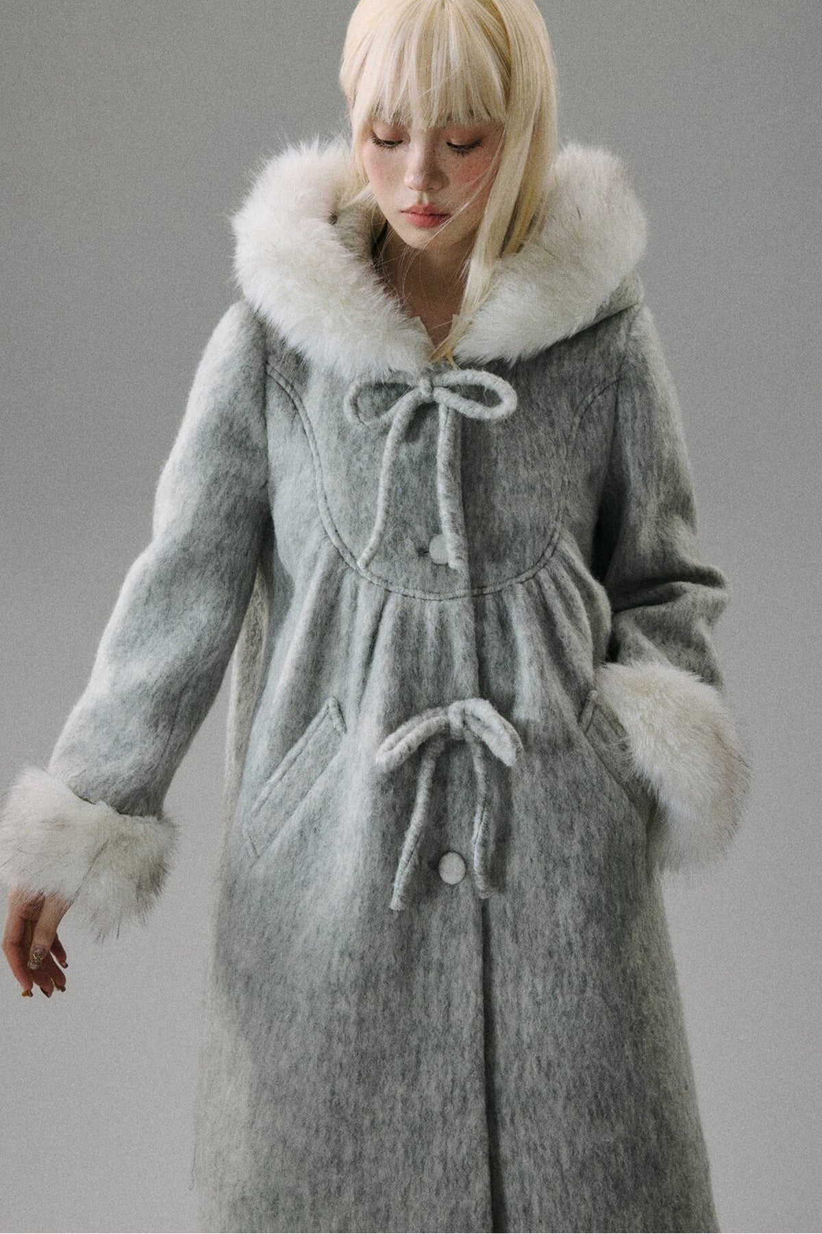Honeysuckle Water Ripple Wool Cape