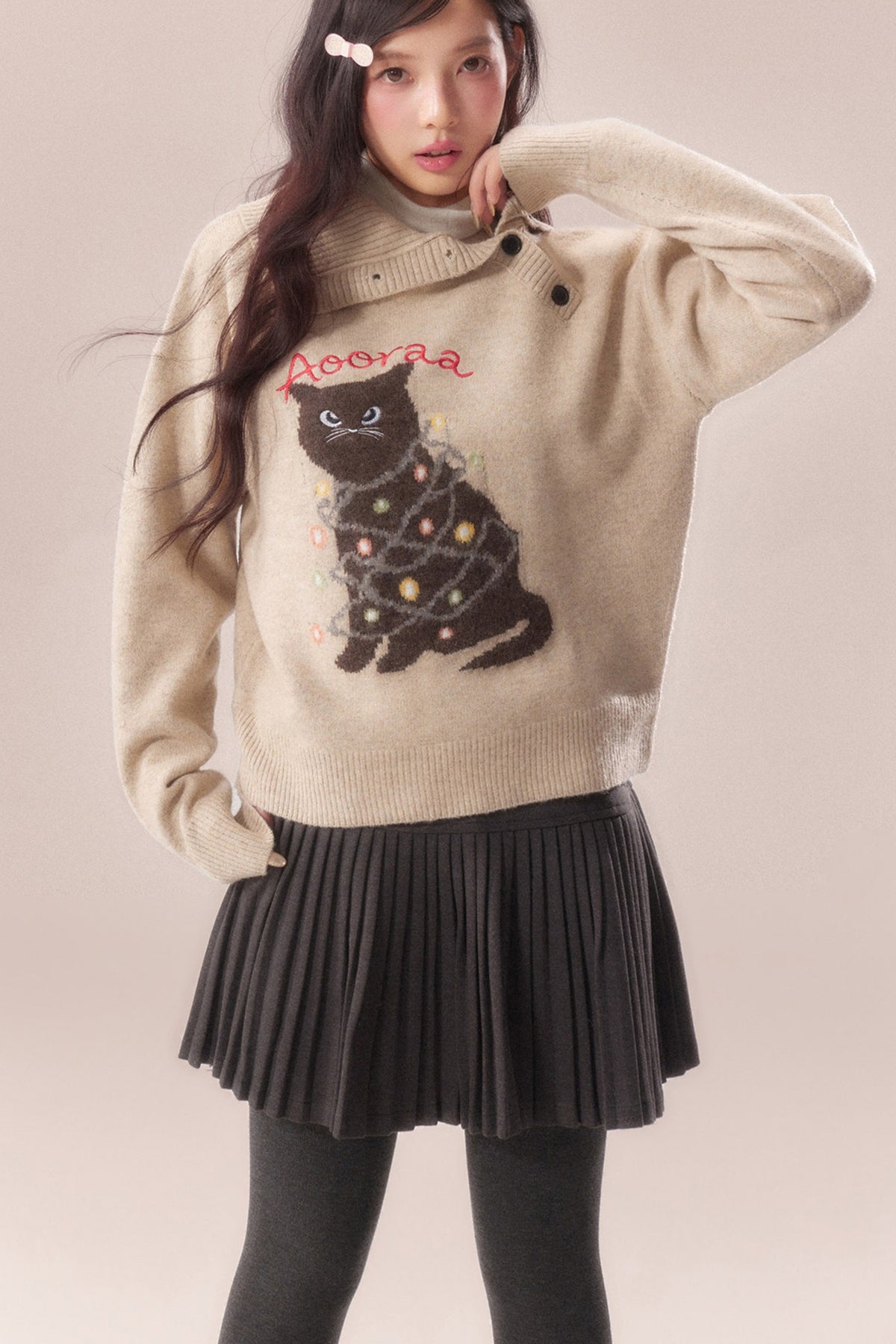 Diagonal Placket Cat Knit Pullover