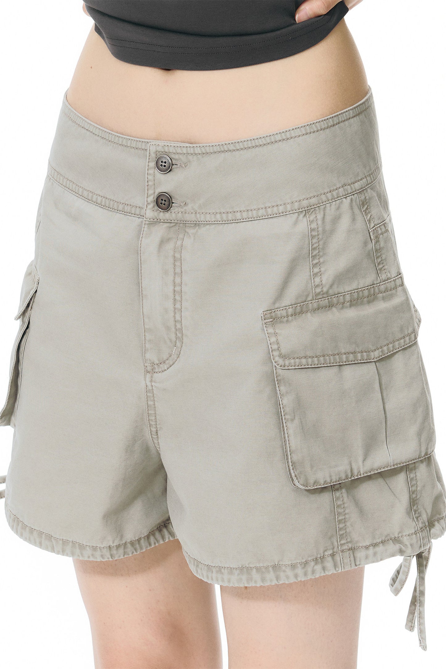Gewaschene kurze Cargo-Jeanshose