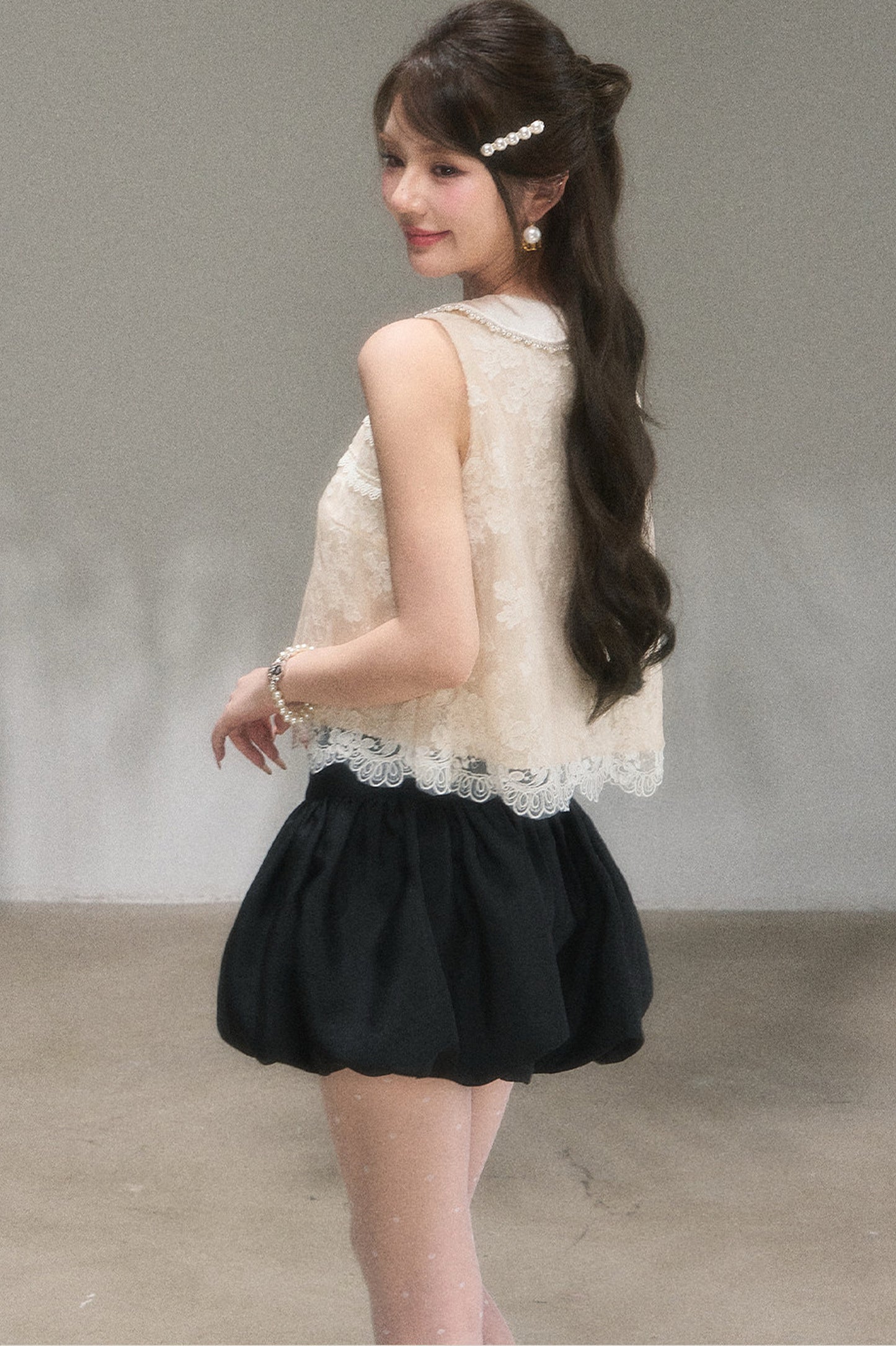 Doll Collar Lace Top and Floral Skirt Set-Up