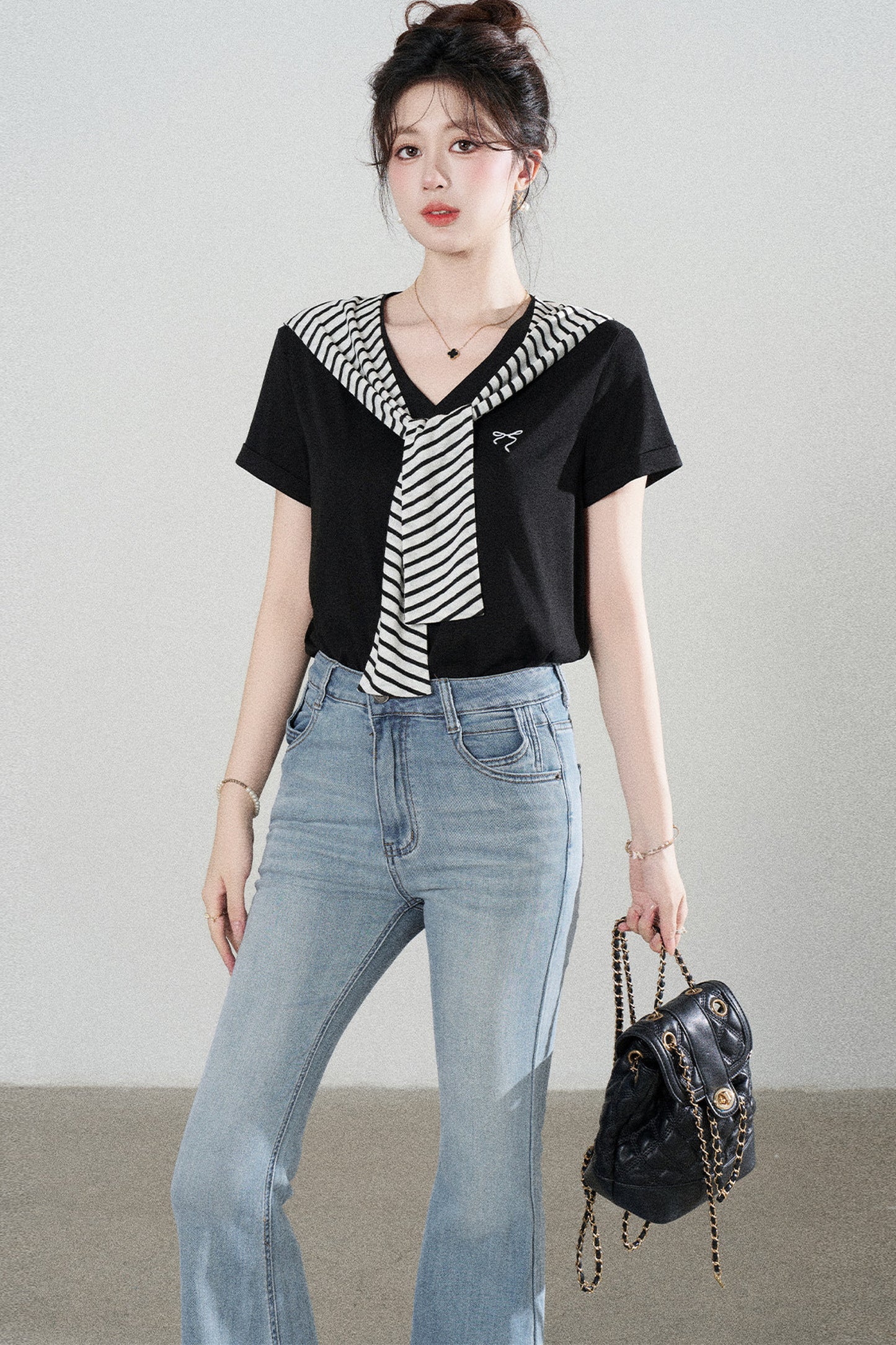 Loose Short-Sleeved Striped Shawl T-Shirt and Denim Skirt Set-Up