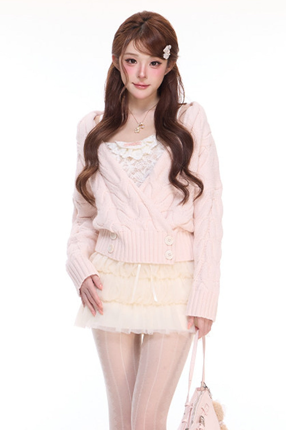 Lily's Diary: Chaqueta de punto trenzado con forro cepillado, camisola de encaje y falda de lana de malla