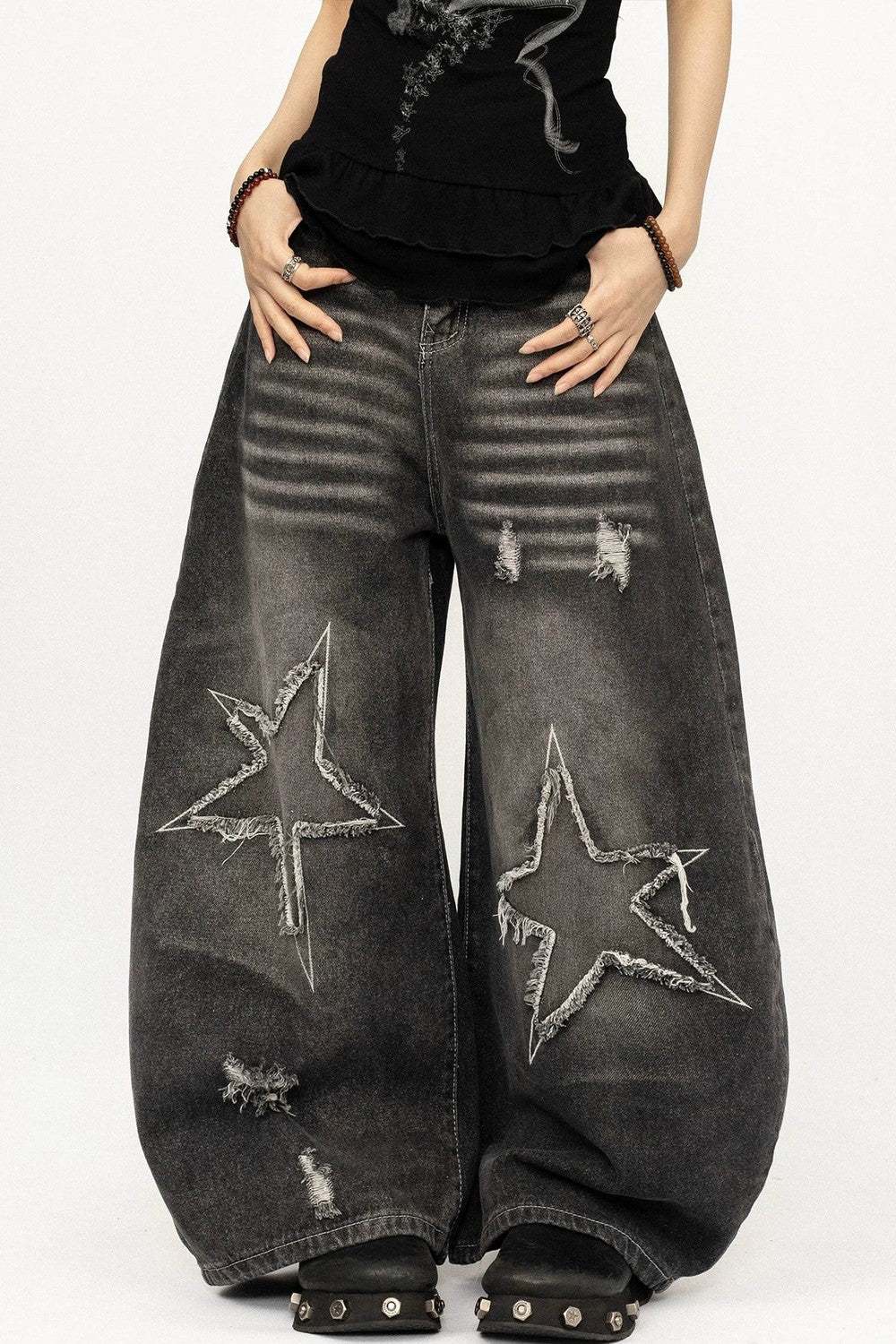 Retro Distressed Scimitar Jeans
