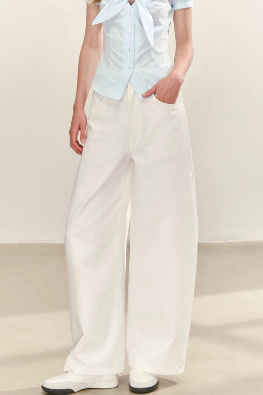 Pantalon blanc élégant à jambes larges