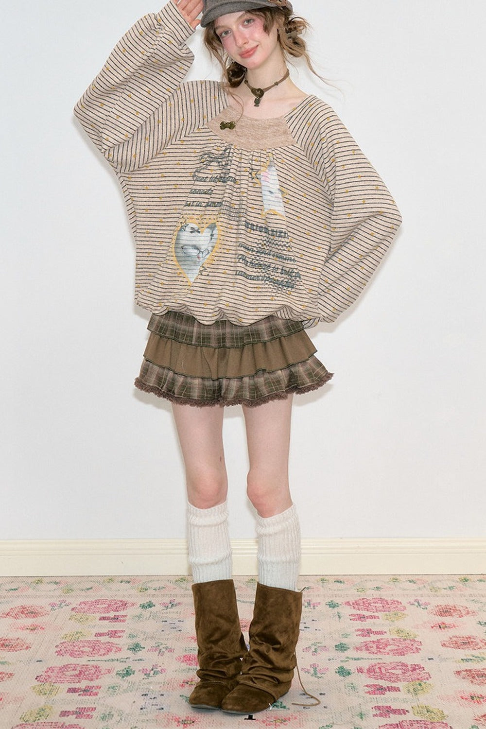 Striped Cat Print Round Neck Sweatshirt