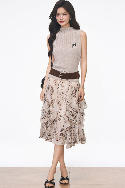 Set aus Strickweste und Leopardenrock