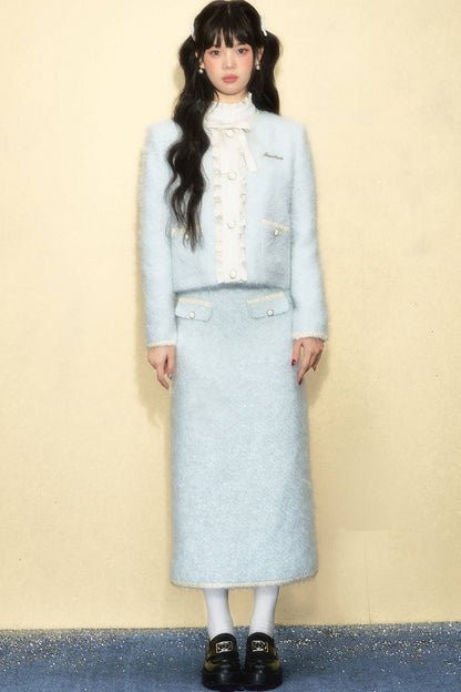 Blue Wool High-End and Elegant Outfit Set-Up
