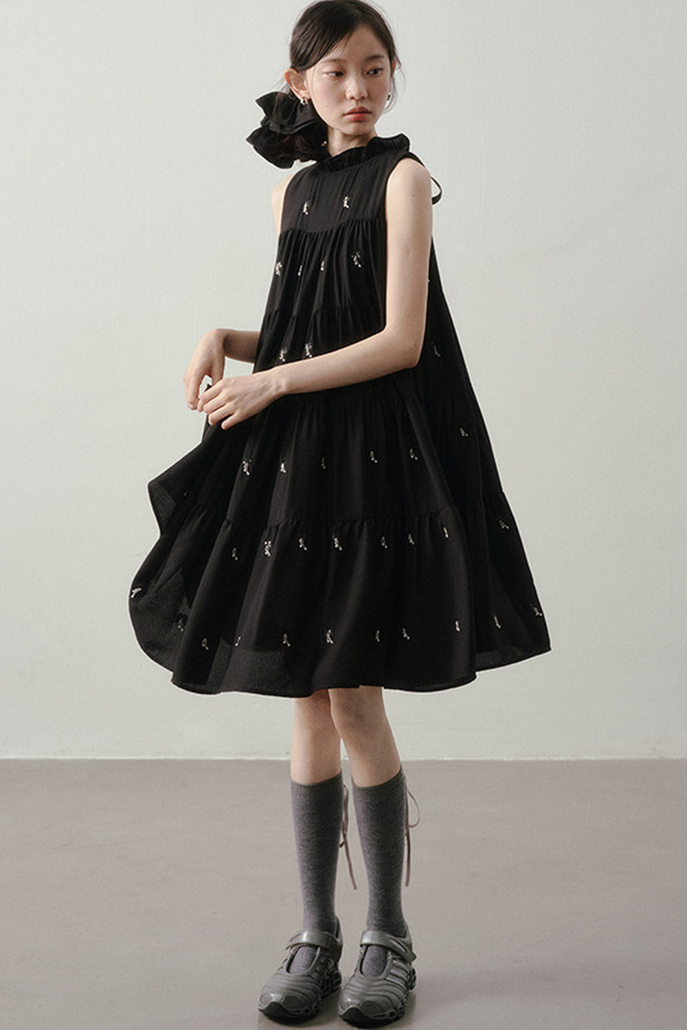 Embroidered Sleeveless Ruffle Stand Collar Dress