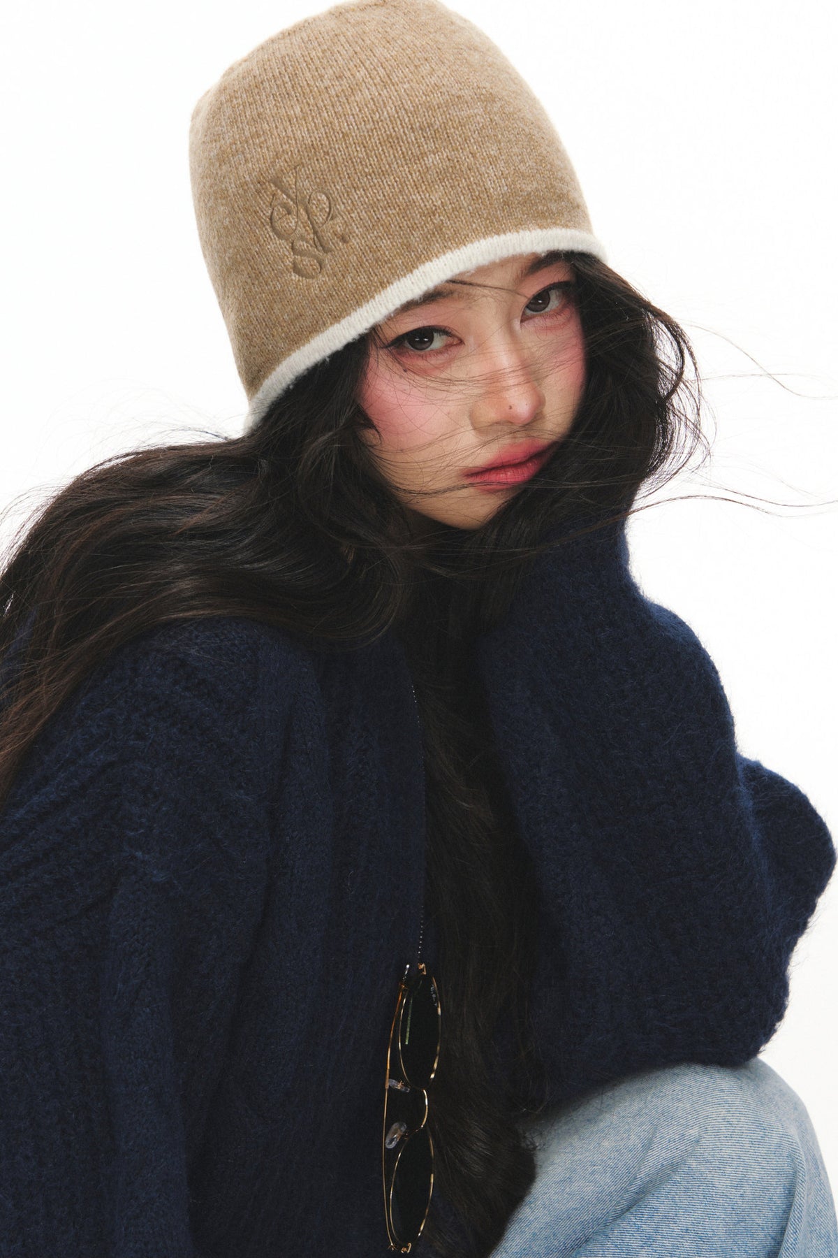 Contrast Trim Knitted Beanie