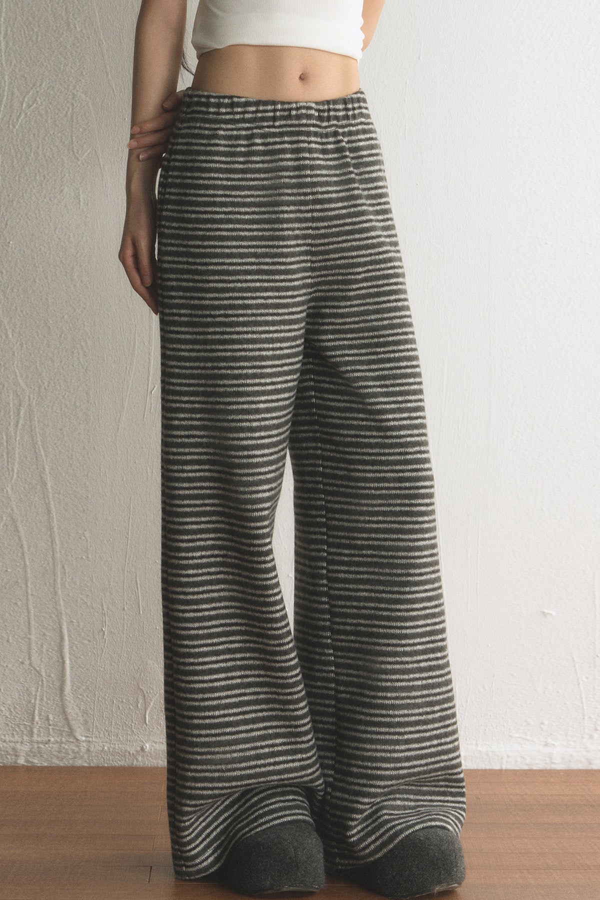 Drapey Loose Elastic Waist Striped Wide-Leg Pants