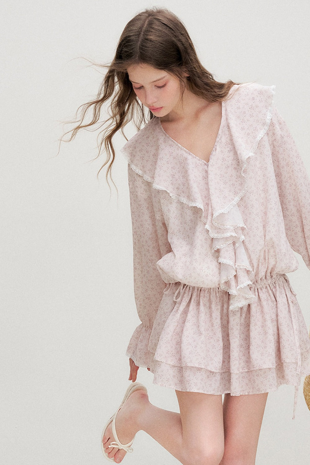 Floral Ruffle V-Neck Long-Sleeve Dress