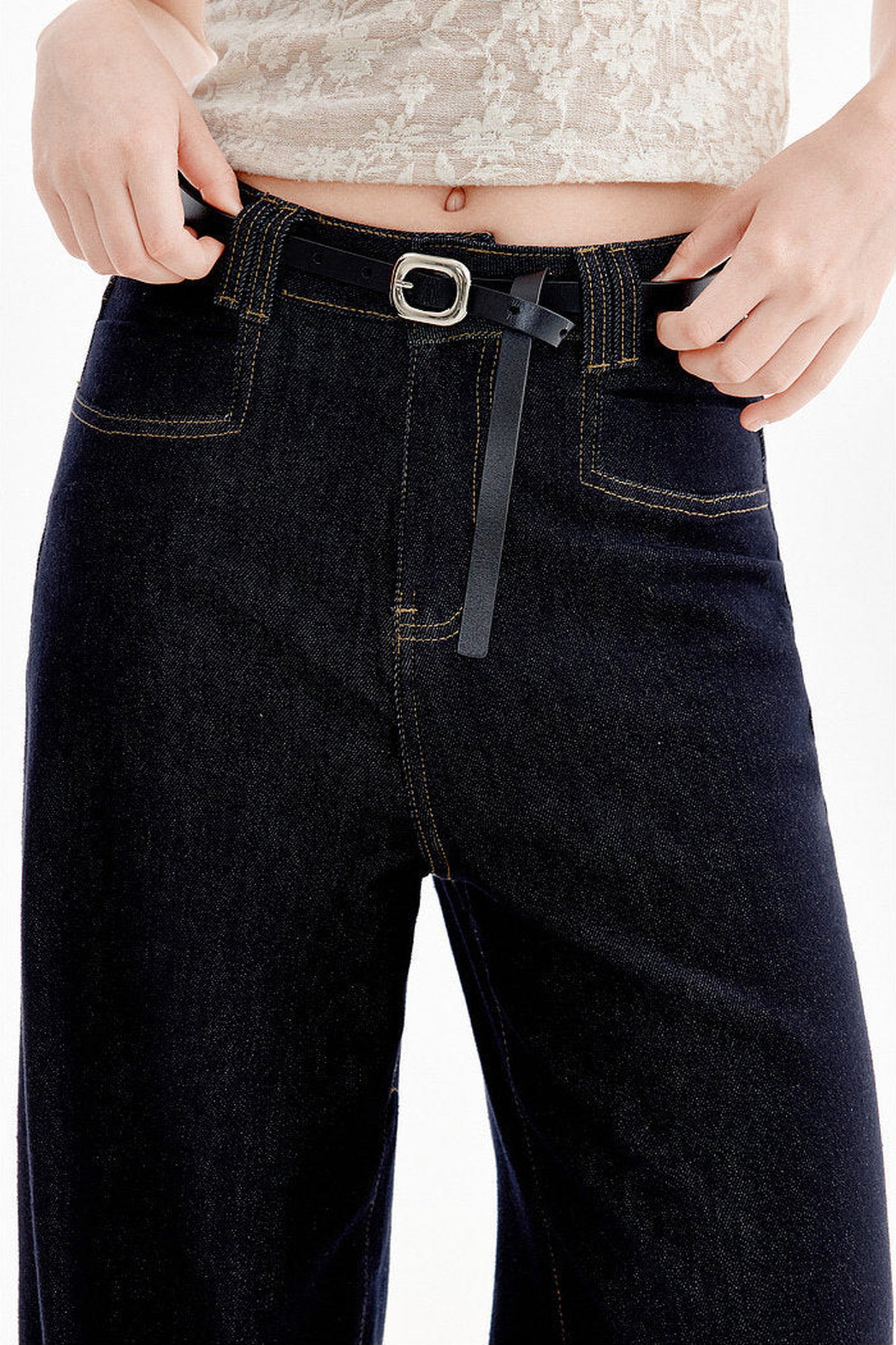 Pantalones vaqueros minimalistas de cintura alta