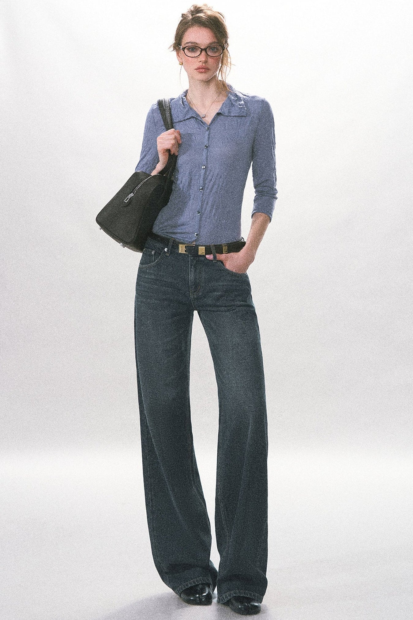 Ceinture minimaliste à boucle carrée