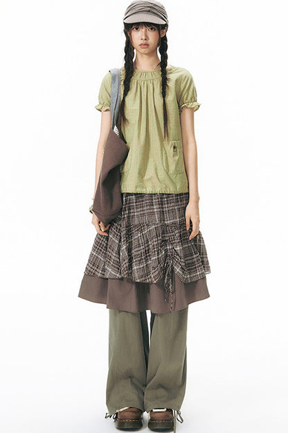 Camicia girly con maniche a sbuffo e girocollo