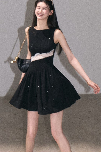금빛 레이스 허리 조임 원피스