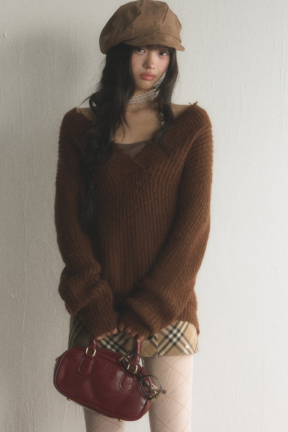 Brown V-Neck Ribbed Pullover