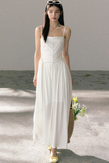 Plissiertes Trägerkleid aus Lyocell
