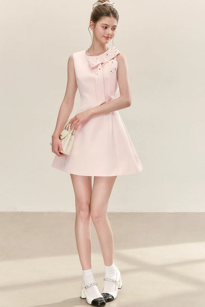 Vestido A-Line con Moño de Cristales